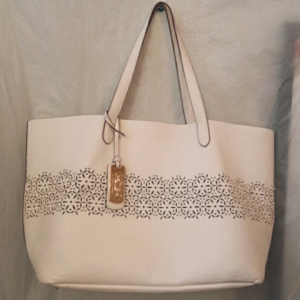 NWOT Ralph Lauren White   Preforated Decorated Large Tote with Pochette